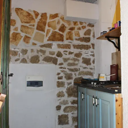 Nettes In Betina Mit Terrasse Und Whirlpool Apartment *